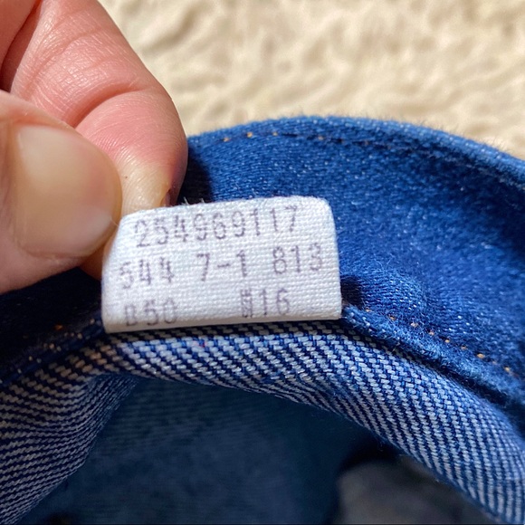 VTG LEVIS SUPER HIGH RISE JEANS - Picture 12 of 12